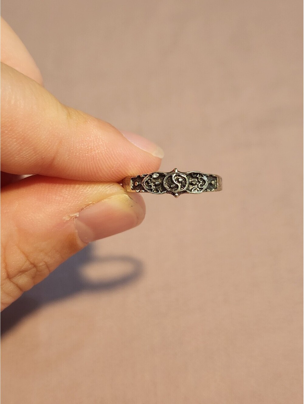 Vintage Silver Tone Ornate Band Ring